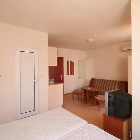 Studio Arendoo In Rainbow 2 Apartment